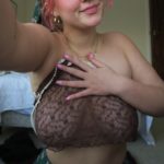 photo gros seins lingerie
