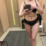 selfie femme en lingerie sexy